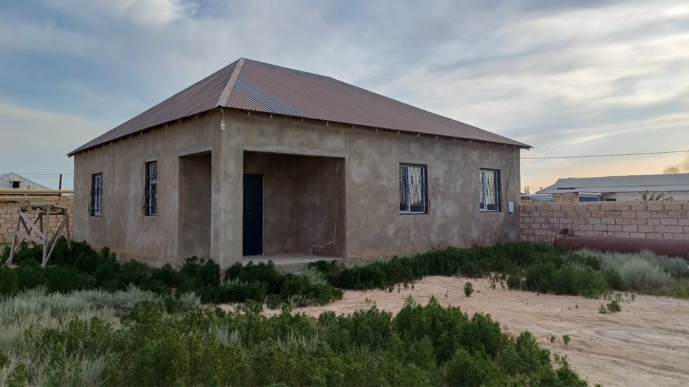 Батыр ауылы 9-51 үй сатылады