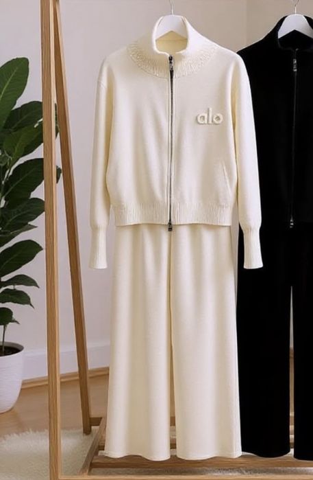 Трикотажная двойка Новая