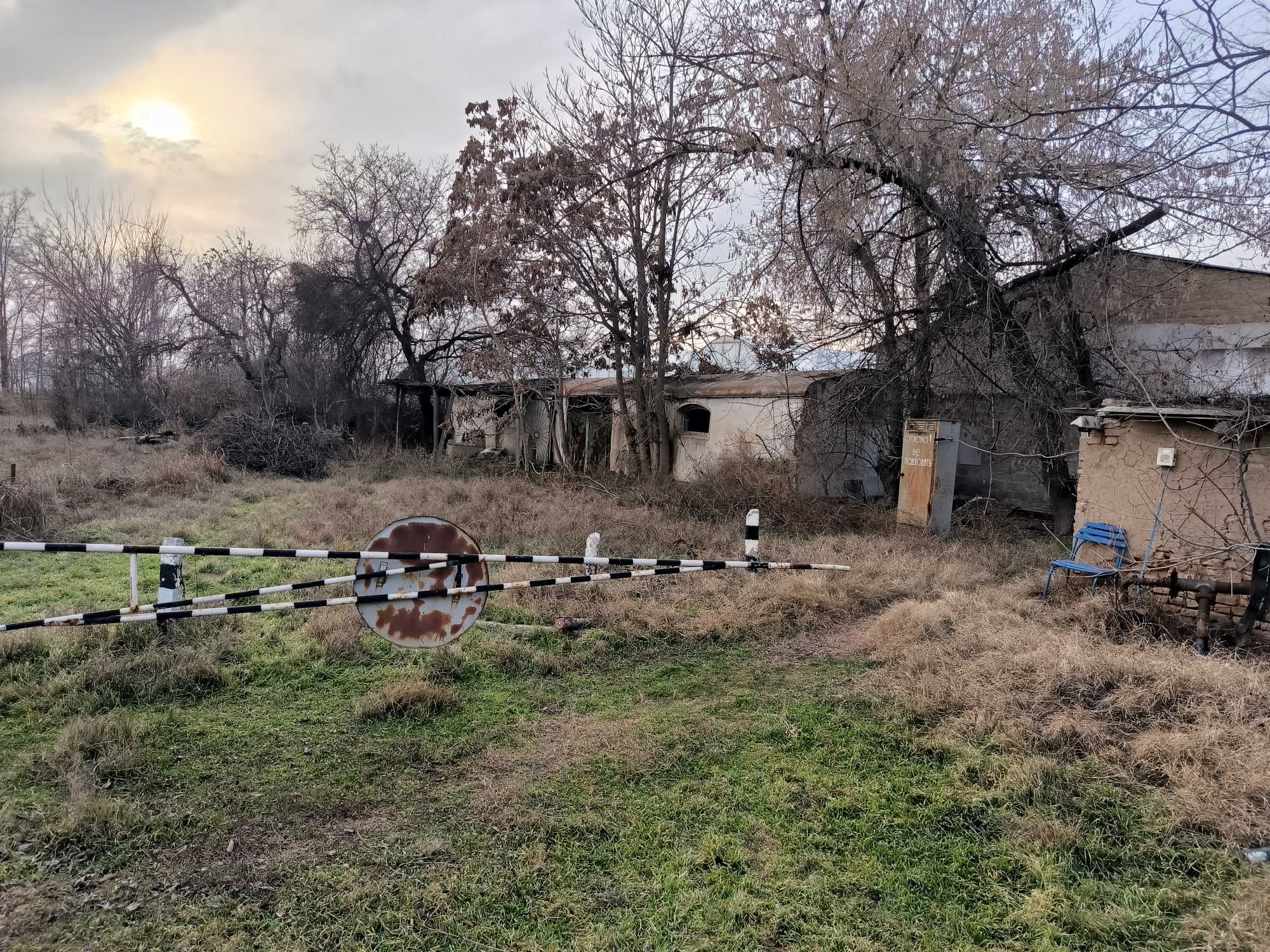 Продается действующая Зона Отдыха у реки Сырдарья Сирдаре.