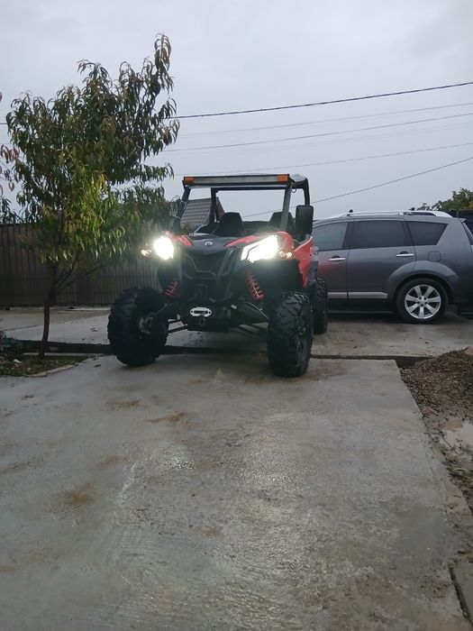 Can am mawerik 4x4