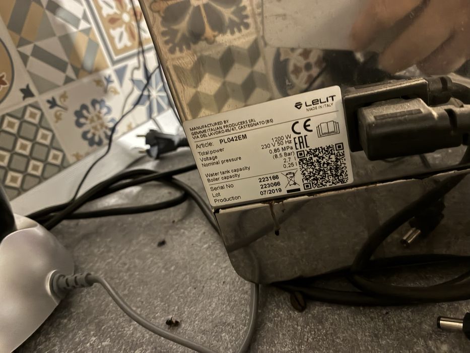 Vand expresor cafea LELIT ANITA PL042EM cu rasnita si manometru