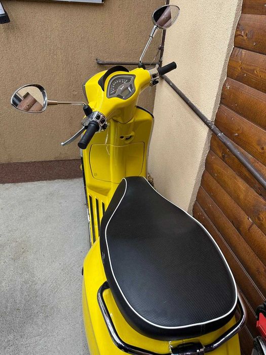 Vespa Primavera Sprint 50cc