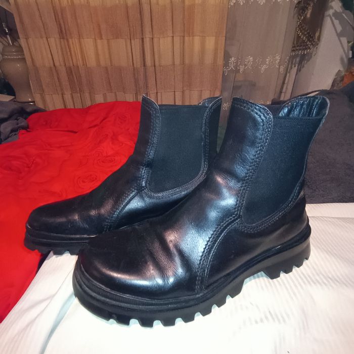 Ghete piele naturala Hugo Boss