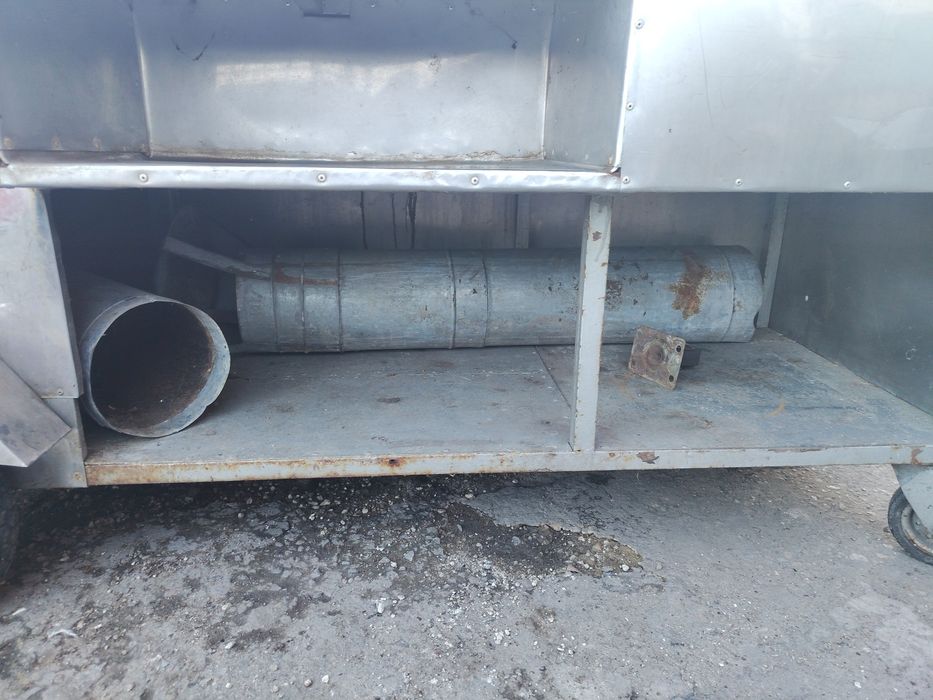 Мобилна скара  от неръждавейка