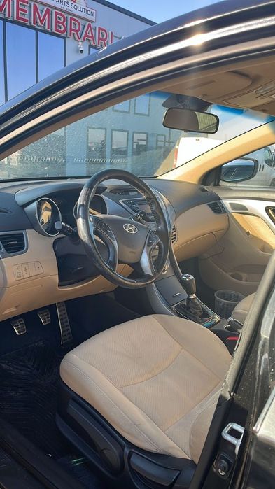 Dezmembram Hyundai Elantra 1.6 benzina din 2013