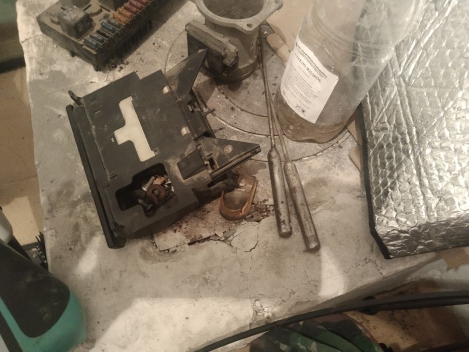 Продам запчасти на ауди 80.Б 4