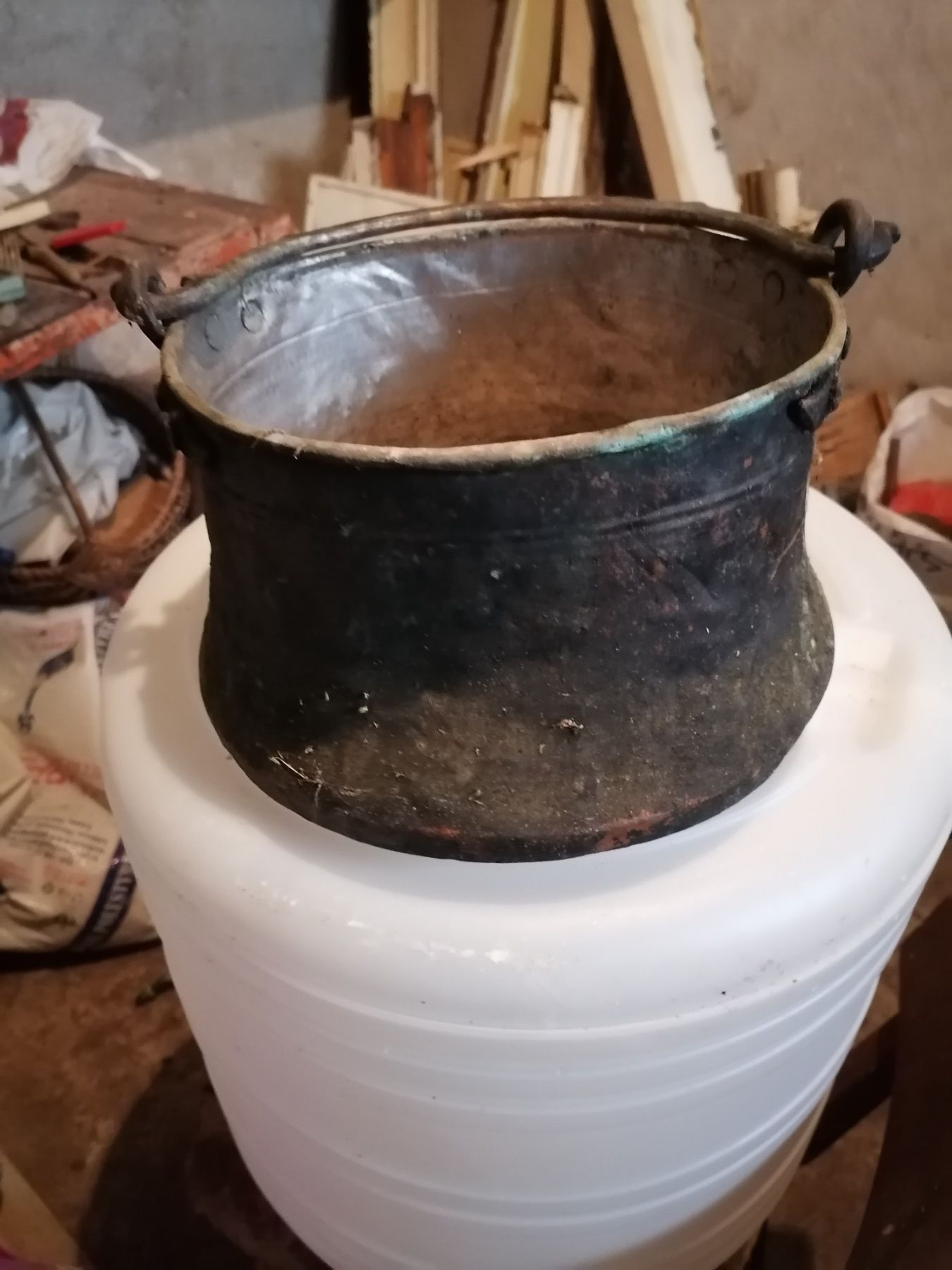 Продавам медни менчета