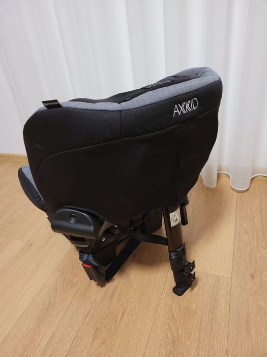 Vând scaun auto Axkid Minikid, stare excelentă