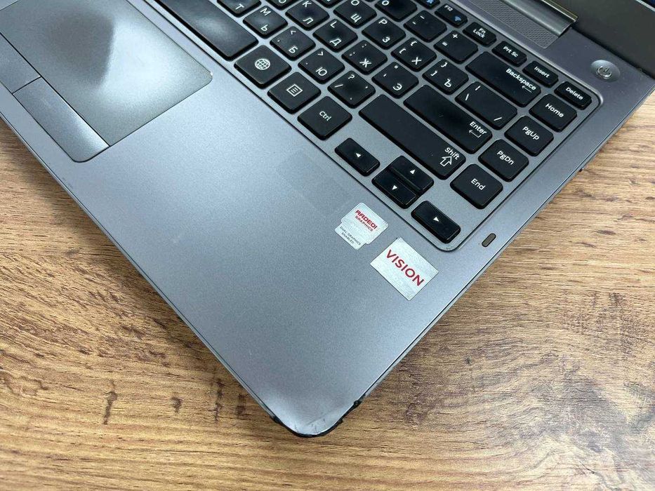 Для офисных работ SAMSUNG NP535 Amd A6/ОЗУ 4/SSD 128