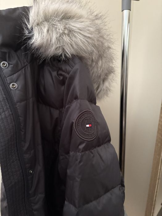 Tommy Hilfiger пухено яке