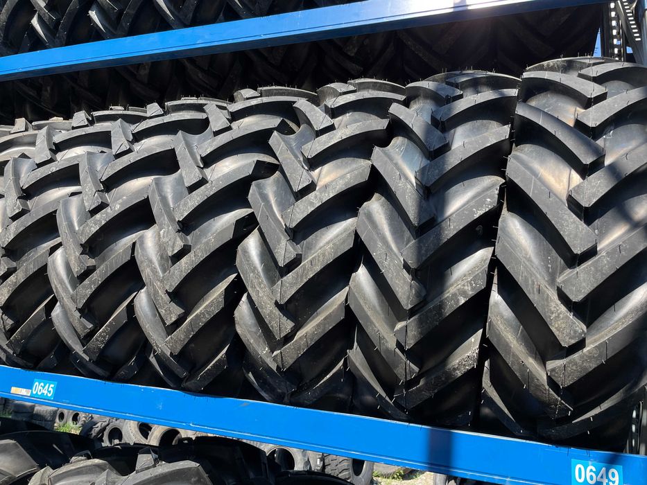 Anvelope noi radiale marca TATKO 14.9-28 cu 8 pliuri pentru tractor