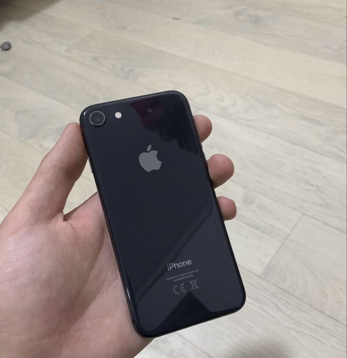 Продам Айфон