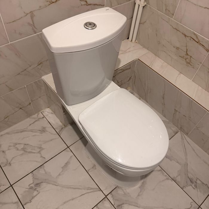 Продам унитаз, в отличном состоянии