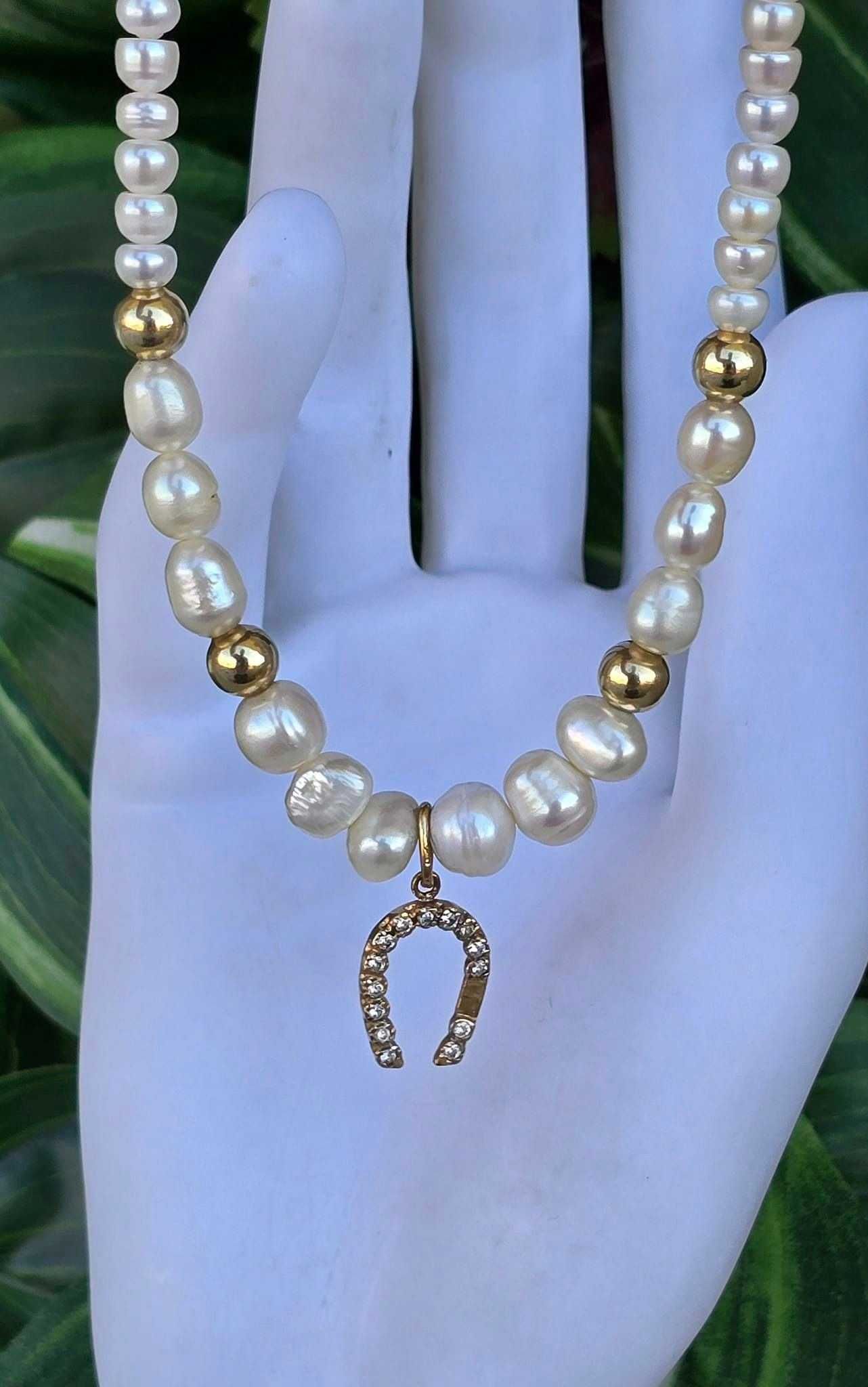 Colier superb din perle naturale