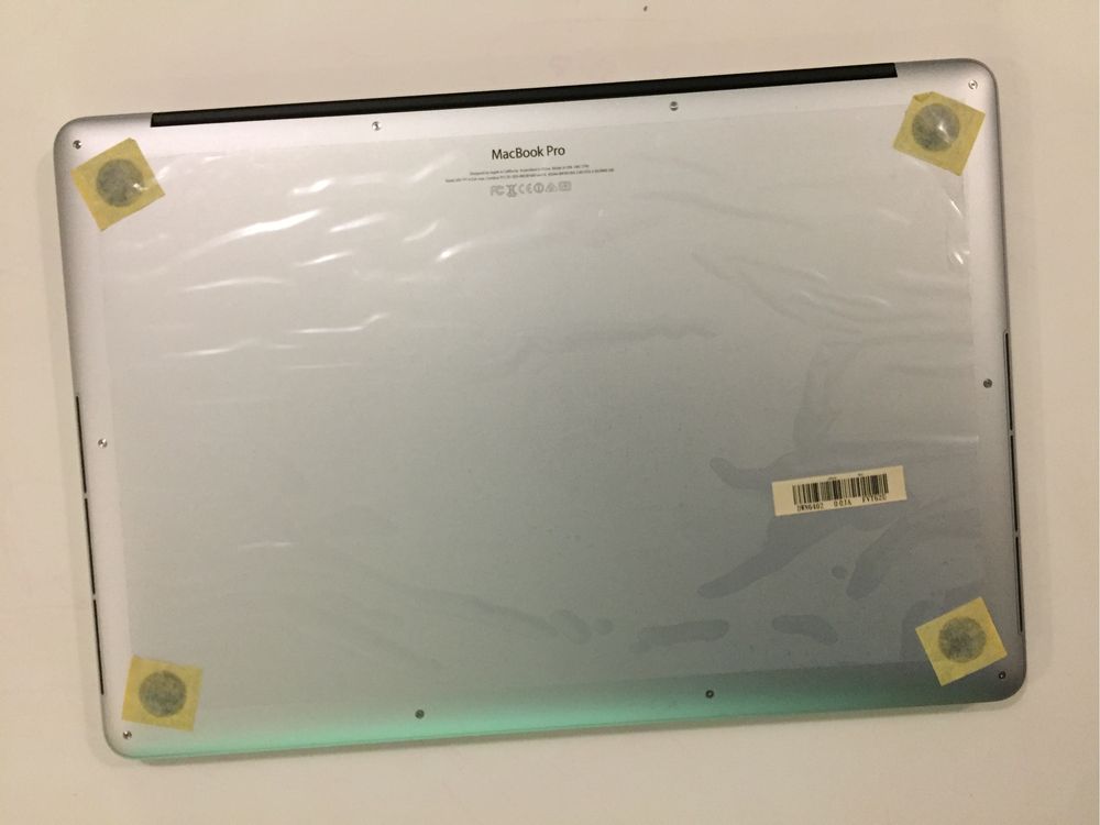 Vand MacBook Pro 15” Mid 2015 , 512 GB SSD, NOU