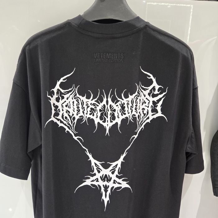 Мъжка тениска VETEMENTS
