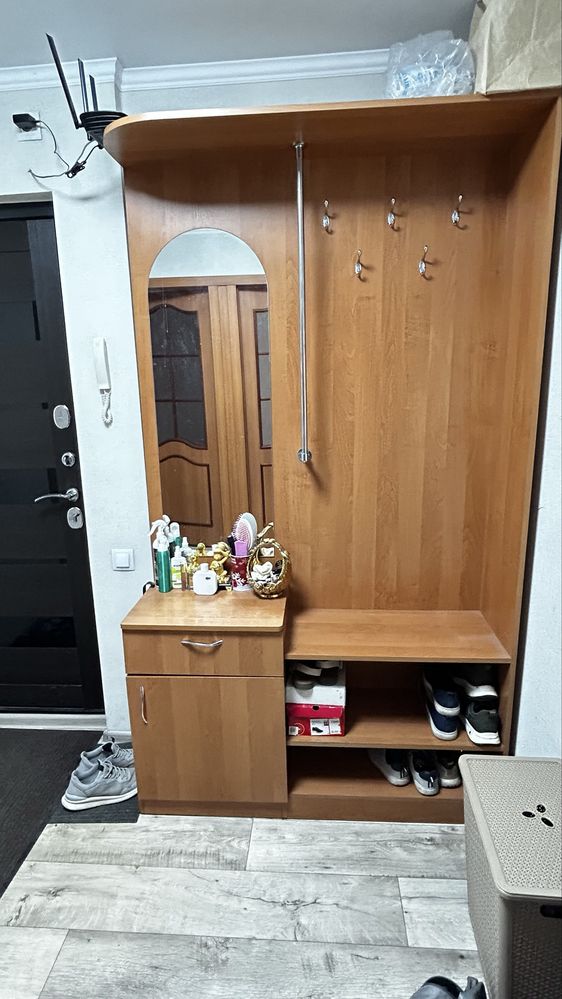 Шкаф в прихожую