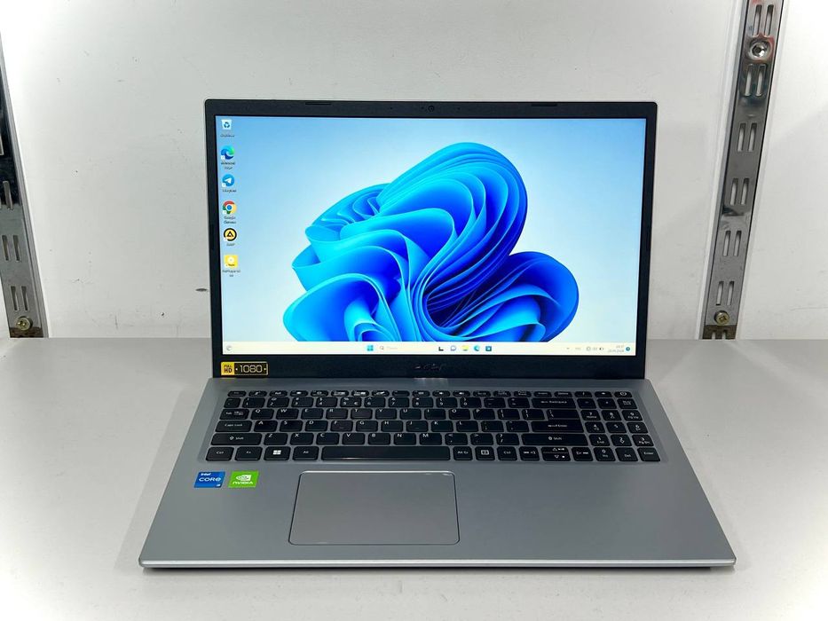 Мощный Ноутбук Acer
       Состояние идеальное