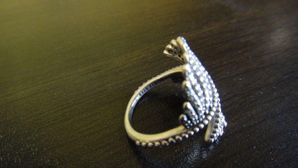 Сребърен пръстен Pandora ''Величествени пера''