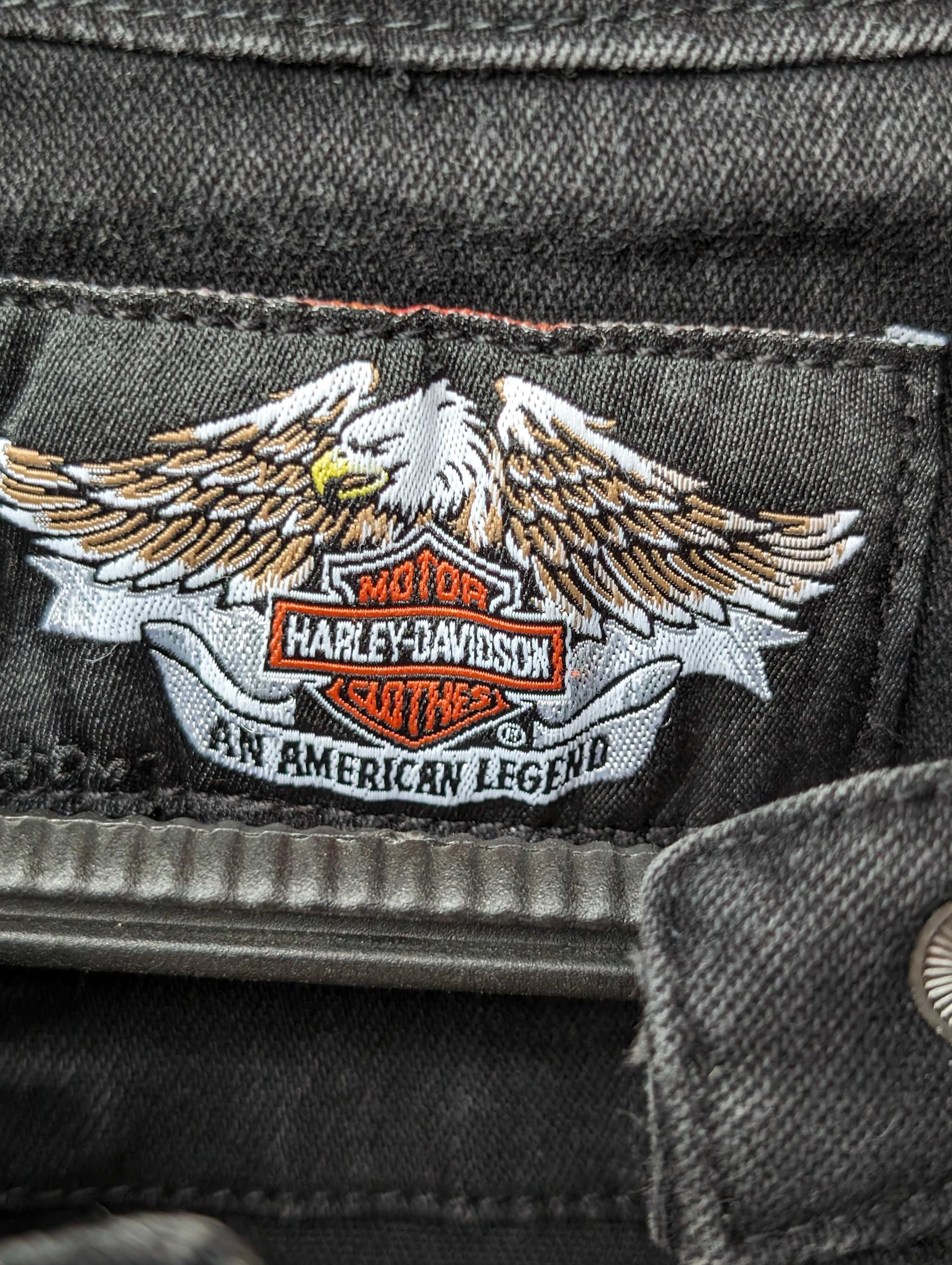 Продавам дамско яке Harley Davidson, р-р S