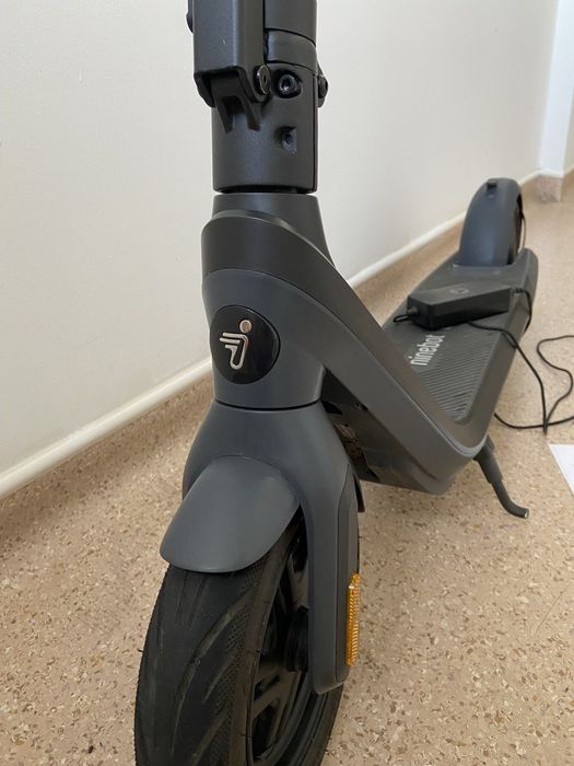 Ninebot E2 pro (inca la garanție)
