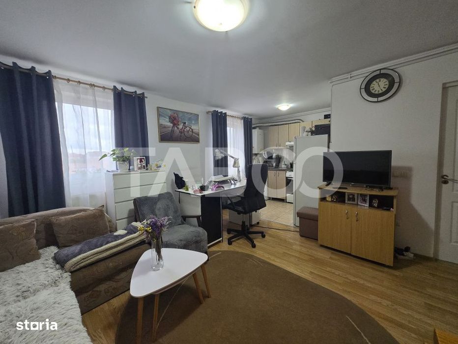 Apartament 3 camere de vanzare decomandat 67 mp zona Terezian Sibiu