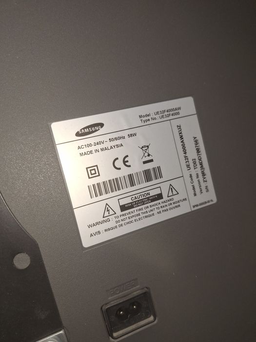 Samsung UE32F400OAW телевизор