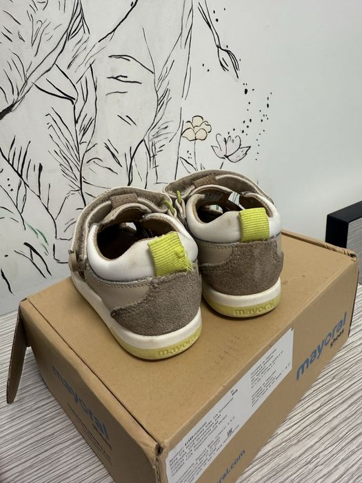 Детски сандали