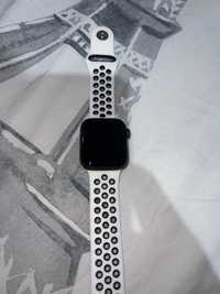 Apple Watch se 40mm