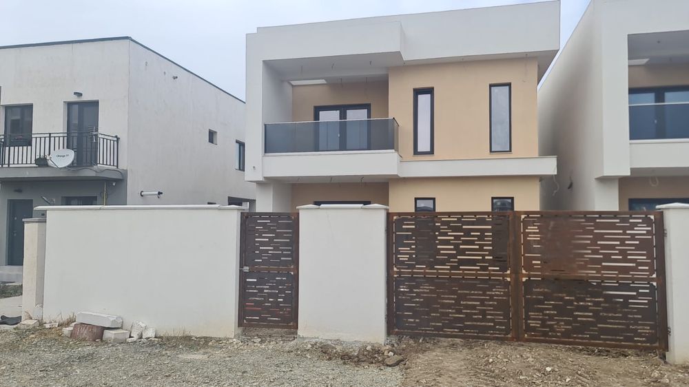 Casa de vanzare stil mediteranean P+1 156MP +Terasa 78mp In Mamaia