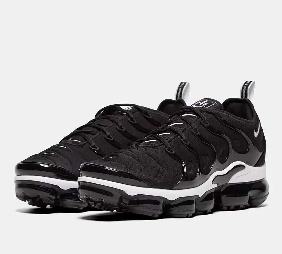 ПРОМО! Nike Air VaporMax Plus Black and White