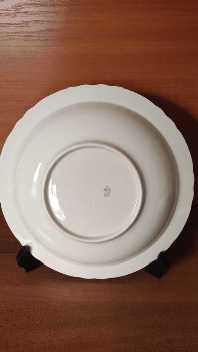 Швейцарска порцеланова купа с декор рози