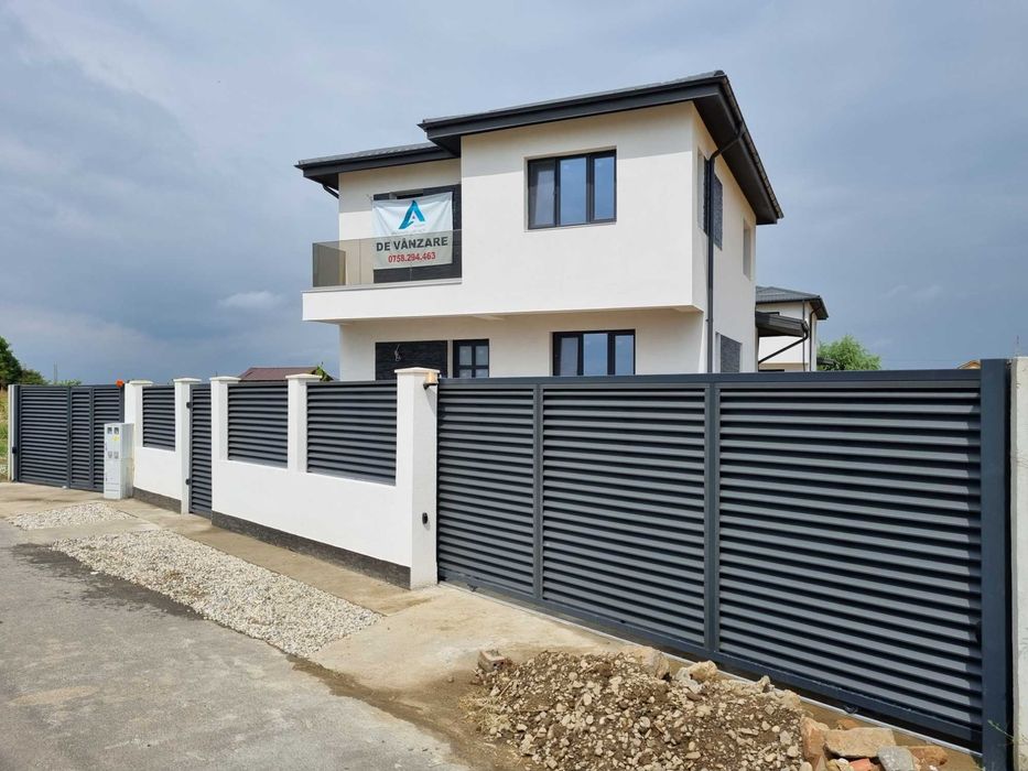 Gard si Porti din Jaluzele Metalice Gri Grafit Mat Ral 7024