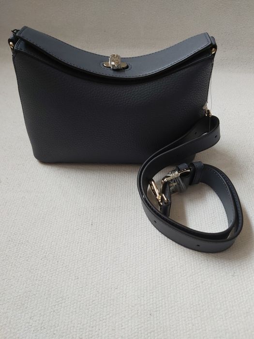 Най-добрите цени за годината!Чанта Furla Danae Perla