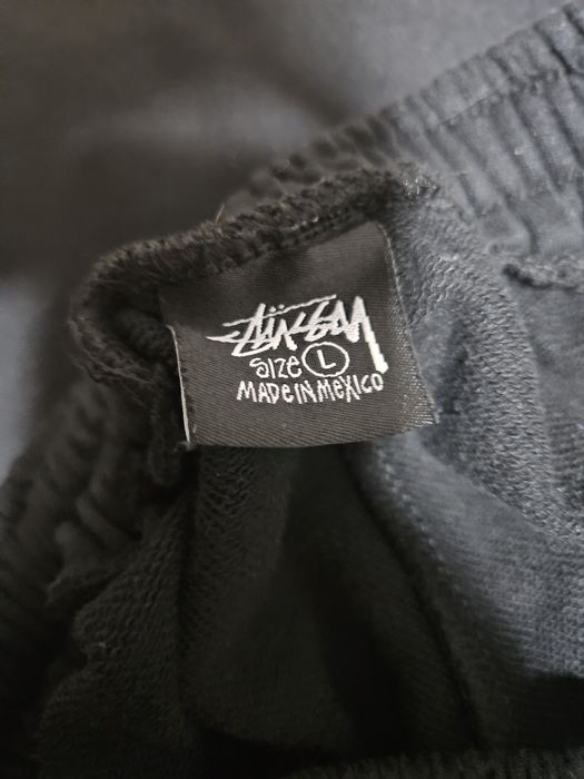 Vand Pantaloni Scurti