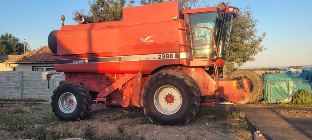 Cobina case 2388 4x4