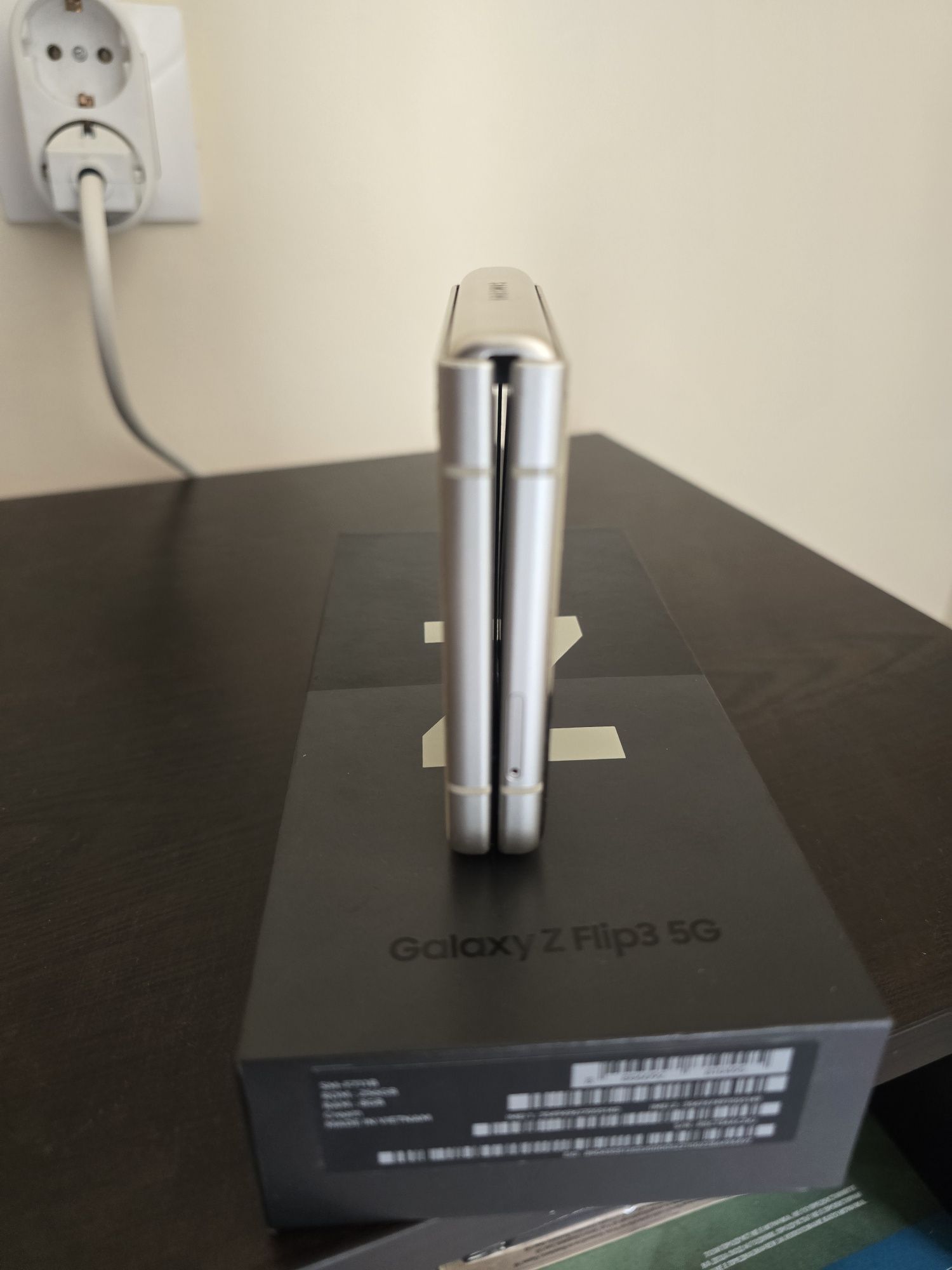 Samsung Z Flip 3 5G 8GB/256GB