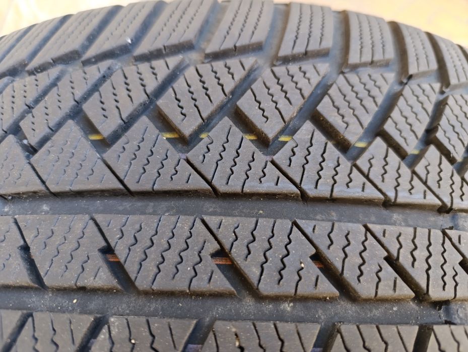 Зимни гуми Continental 285/45/21 Winter contact TS 850 P