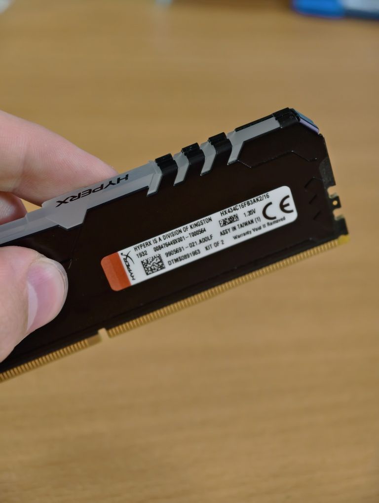 2х8Гб DDR4 3466MHz CL15 HyperX Fury RGB оперативная память в идеальном
