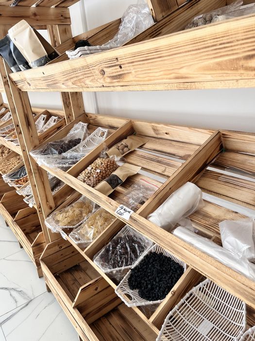 Срочно продаю стеллаж/полку