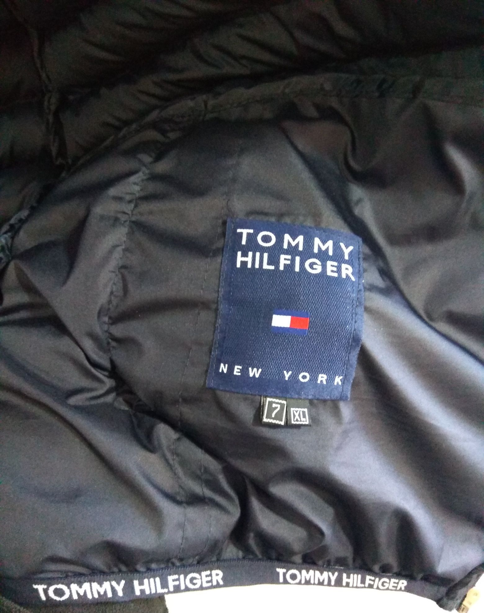 Пуховик мужской "TOMMY HILFIGER"