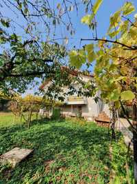 Къща с прекрасна градина в село Алино, общ. Самоков/ реф. № 1000-334