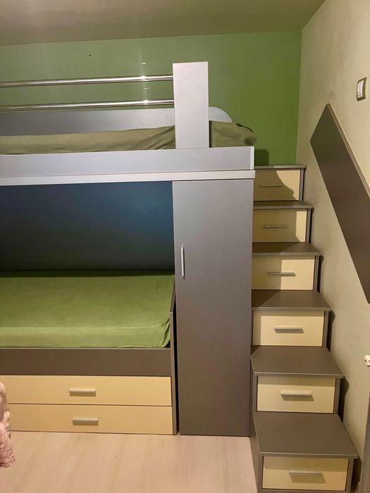 Paturi suprapuse copii +birou