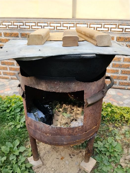 Qozon ochoq chugun sotiladi