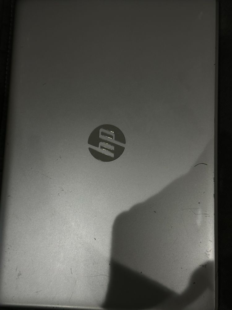 Два лаптопа hp