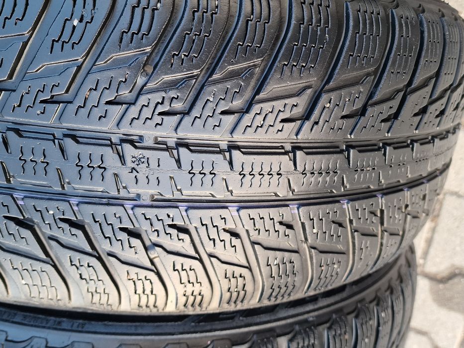 235 55 18 nokian
