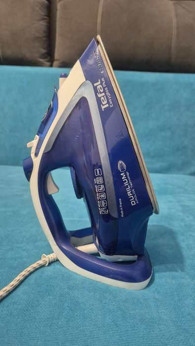 Утюг TEFAL, оригинал Франция, с функцией Turbo, в отличном состоянии