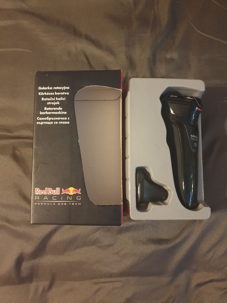 Самобръсначка Red Bull Rasing