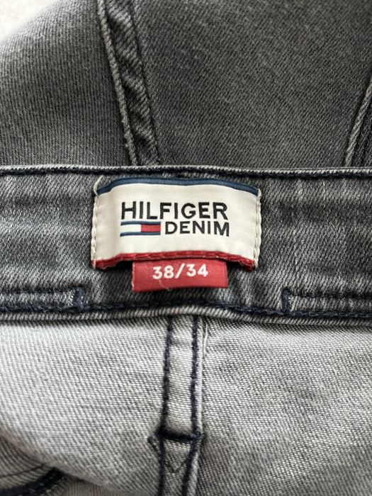 Blugi barbati . Tommy Hilfiger. 38/34