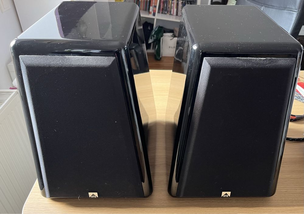 Amplificator Peachtree DecGo 65, Set boxe XTZ 93, Cabluri zeus audio